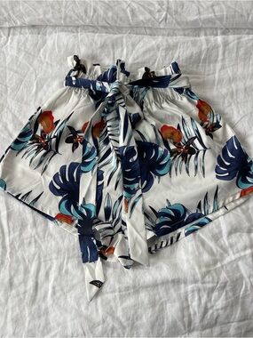 SHEIN White High-Waist Tropical Tie-Belt Shorts with Navy & Teal Print